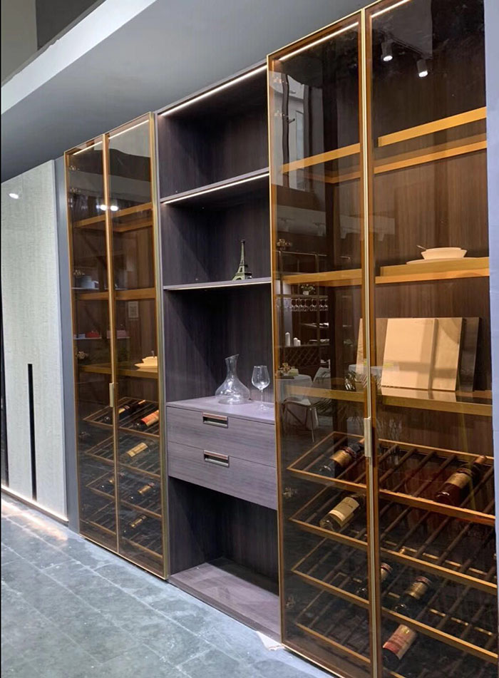 Mẫu tủ rượu cánh kính đẹp